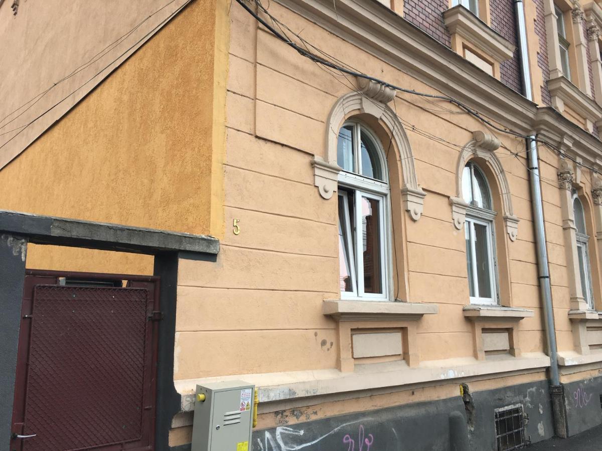 Apartament Andreea Târgu-Mureş Екстериор снимка